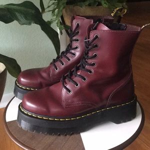 💥Dr. Martens Jadon oxblood platform boots💥